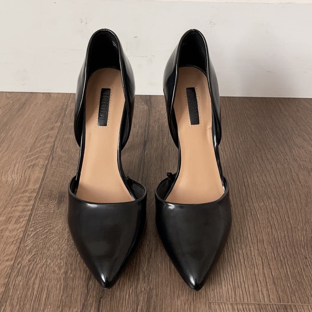 Shoes - Picture 2 of 3